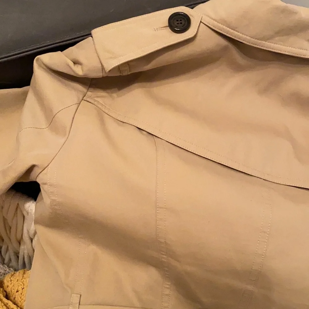 Burberry Sandingham Double-Breasted Trench Coat US 8 - Picture 7 of 16